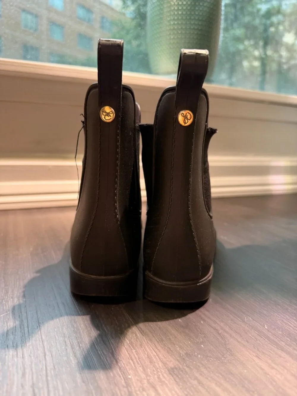 Sam Edelman Tinsley Matte Black Chelsea Rain Boots Women's 4